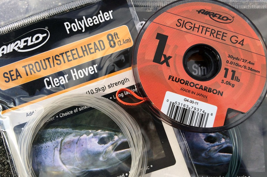 Gehören zu meiner Standardausrüstung an der Küste: Polyleader und Fluorocarbon